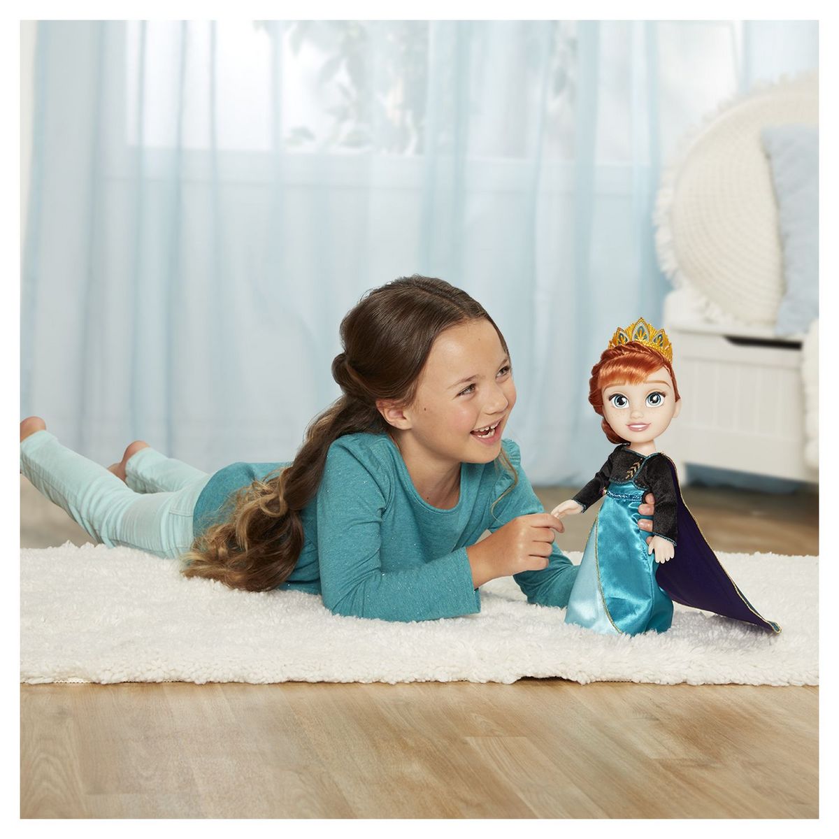 REINE DES NEIGES Grande poupée Anna