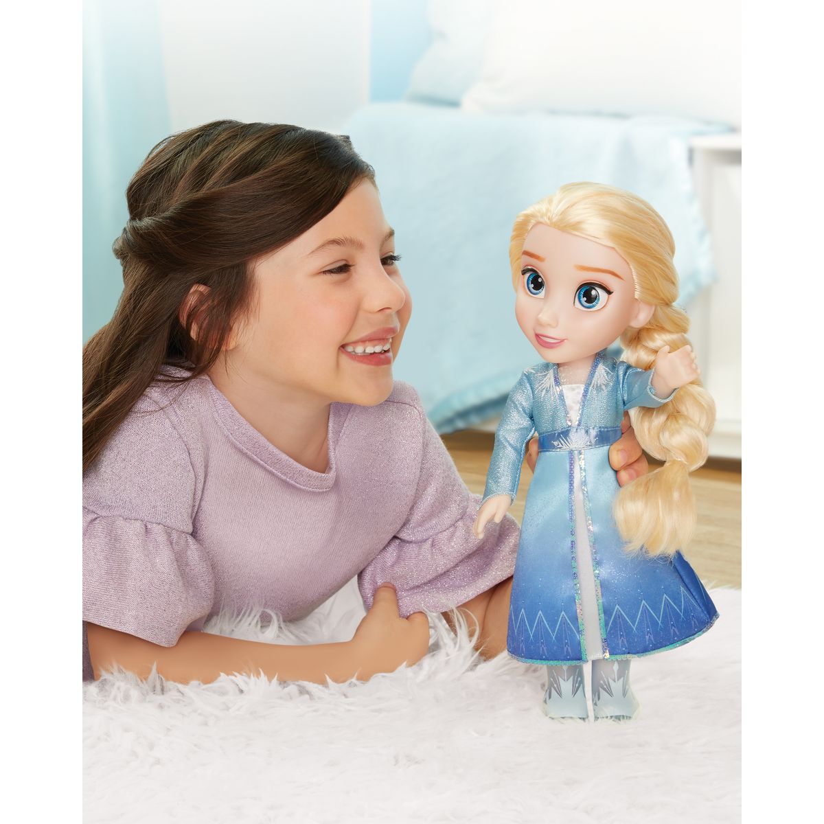 REINE DES NEIGES Grande poupée Elsa